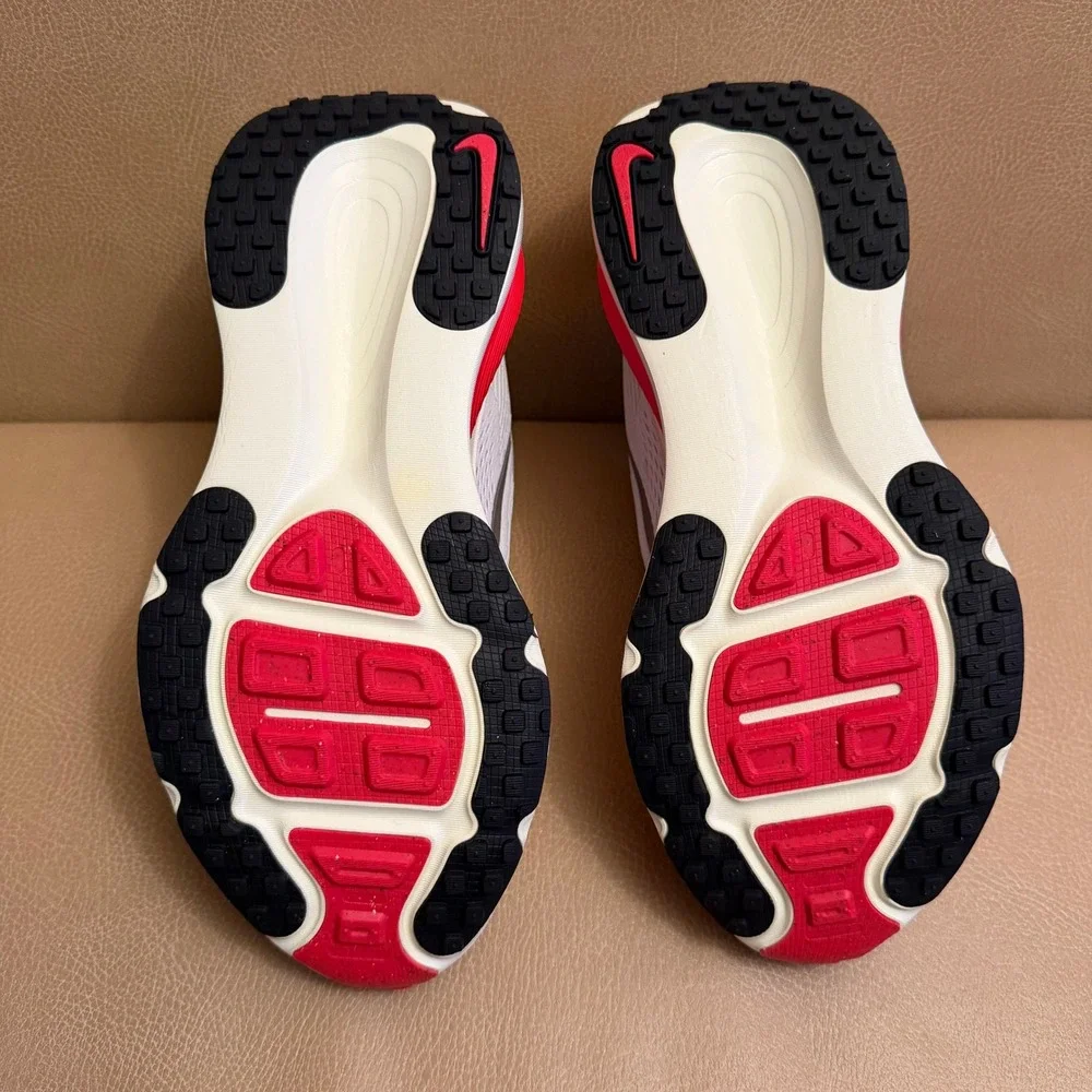 Nike Air Zoom Vomero 18 Mens‎ Road Running Shoes White Red HM6803-001 Size 6.5